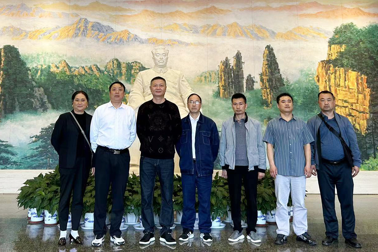 追寻先烈足迹  传承红色基因——米兰体育app官网-米兰体育（中国）鸟儿巢公司全体党员参观贺龙纪念馆